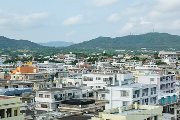 Obraz premium 石垣島の市街地を見渡す