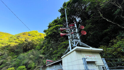 災害時に警報を発信する警報局