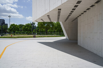 Fototapeta premium empty brick ground with modern building