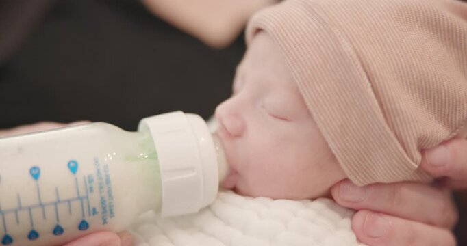 Preemie Baby Drinking Bottle Profile