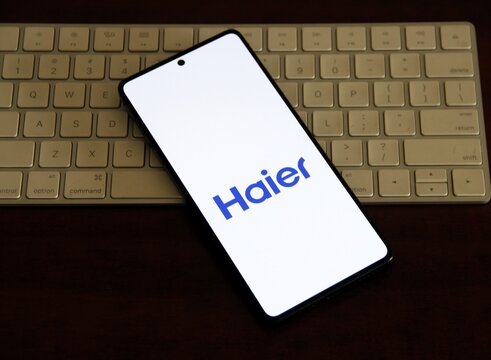 Haier Group Corporation - Empresa multinacional chinesa de eletrodom&eacute;sticos e eletr&ocirc;nicos de consumo com sede em Qingdao , Shandong.