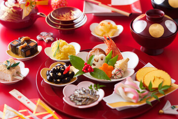 【おせち料理】新年をお祝いするお正月。おせち料理を準備して年神様をお迎えします。