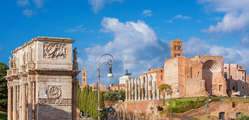 Rome historical center with ancient ruins and famous landmarks