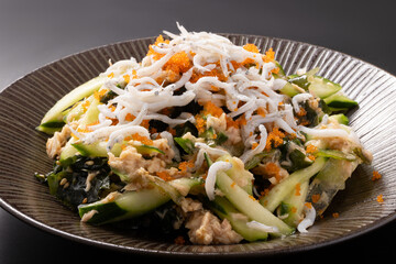 海鮮サラダ（しらす　とびこ　ツナ　わかめ）