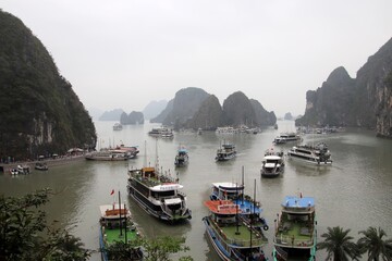 ベトナムの世界遺産ハロン湾風景