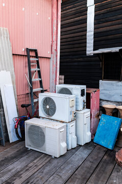 Stacked air conditioner units