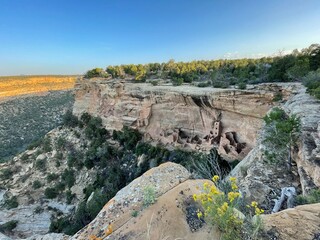 native american cliff dwelling