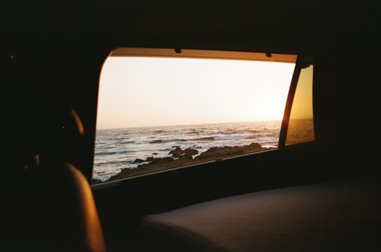 Fototapeta ocean view car window