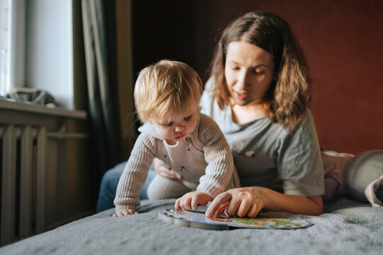 Exploring Colors and Shapes With a Loving Mother