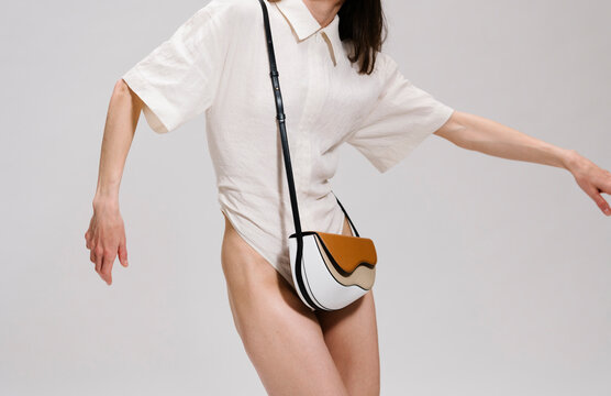 Stylish Minimalist Crossbody Bag Paired With Creative Modern Fas
