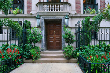 Urban townhouse with attractive front garden