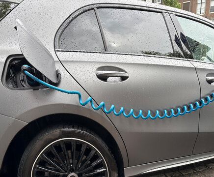 Fototapeta electric car loading