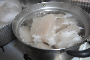 	こんにゃくを作る様子