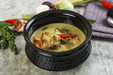 Thai green chicken curry with coconut