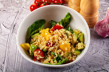 Bilgur tabuleh salad with vegetables