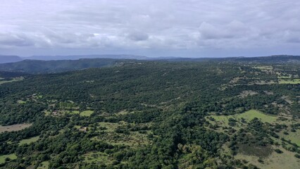 Fototapeta premium ferme et zone rurale dan le centre de la Sardaigne en Italie