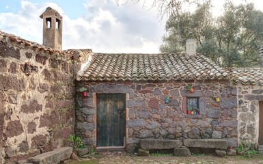 ferme et zone rurale dan le centre de la Sardaigne en Italie