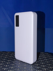 Powerbank with blue screen