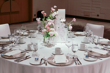 wedding table setting