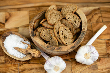 vegane Brotchips aus natürlichen Zutaten 
