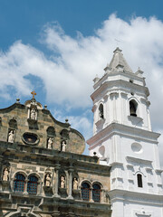 Obraz premium Panama Cathedral and Bell Tower with a Cloudy Sky