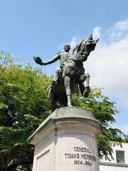 Obraz premium Equestrian Statue of General Tomas Herrera in Panama
