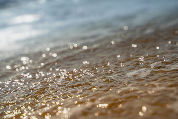 écume des vague sur la plage