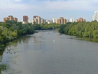 chicago river in the morning