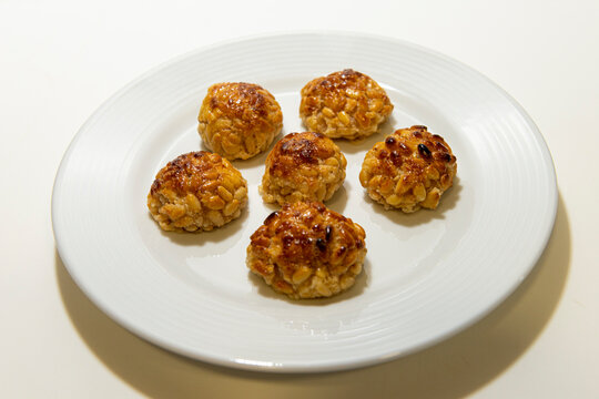 Panellets tradicionales catalanes, Traditional Catalan panellets