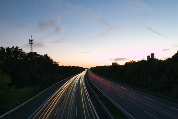 Langzeitbelichtung - Autobahn - Strasse - Traffic - Travel - Background - Line - Ecology - Highway...