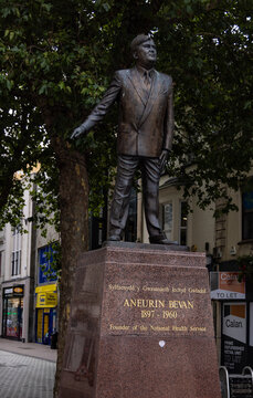 CARDIFF, UK - AUGUST 8, 2025 - Bronze statue of Aneurin Bevan, founder of the National Health Service, located in Cardiff, Wales, commemorating his significant contribution to British healthcare