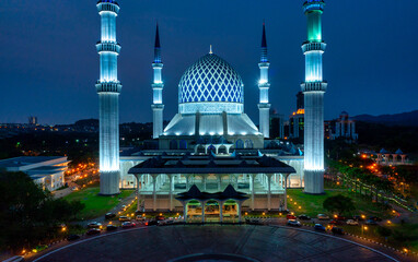Sultan Salahudin Abdul Aziz Shah Mosque at night in Shah Alam, Malaysia.