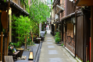 柳小路　京都の四条河原町の裏路地