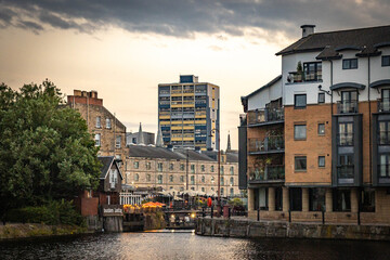 Obraz premium canals in leith, edinburgh, harbour, port, leith, scotland