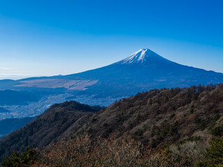 Naklejka premium 冬の三ッ峠山からの富士山