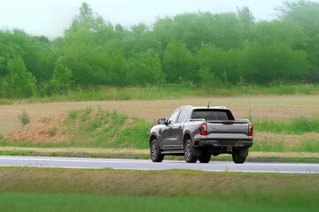 vehicle robust design and versatility in open landscapes