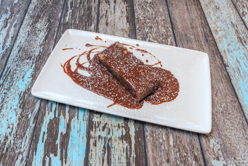 Single Origin Chocolate Brownie: Cocoa from a single plantation for pure flavors. and fruity notes
