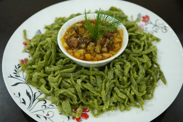 Uzbekistani Dish, Shivit Oshi, Green Pasta Noodle - ウズベキスタン料理 シヴィット・オシュ