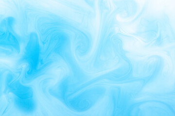 Obraz premium Blue and White Flowing Watercolor Background
