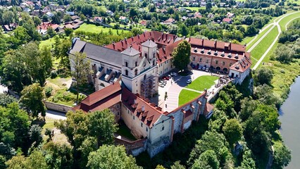 Klasztor