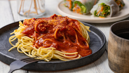 ミートソースのパスタ