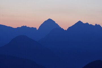 sunrise in the dolomites