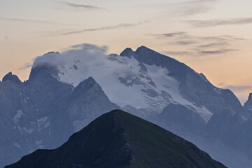 Fototapeta premium mountain landscape in the morning marmalade
