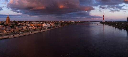 Fototapety na wymiar - Fototapeta24.pl