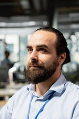 Obraz premium Forex trading firm employee monitoring industry trends and company news for actionable investment insights. Equity analyst examining company earnings reports to forecast stock exchange assets worth.
