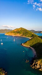 Obraz premium Coastal view of a peninsula