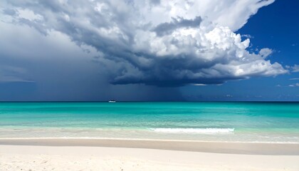 Obraz premium Tropical beach storm cloudscape.