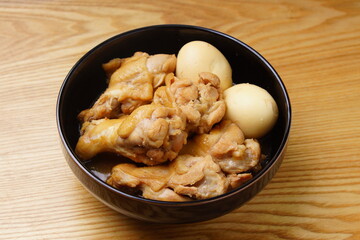 手羽元と卵の煮物