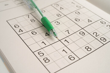 Puzzle game to play for keep brain younger.