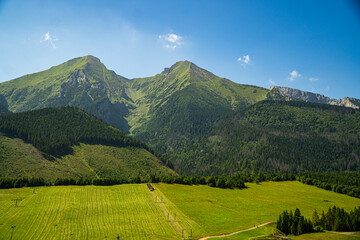 Góry, Tatry Bielskie na Słowacji latem © Franciszek
